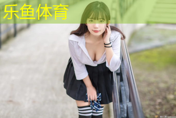跆拳道中护具的护胸怎么系